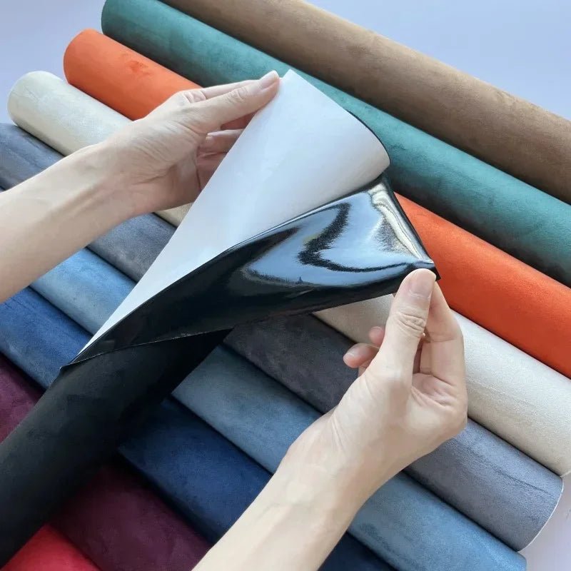 Cuir Autocollant en velours adhésif "Le Velours Élégant" - Restaur Cuirs