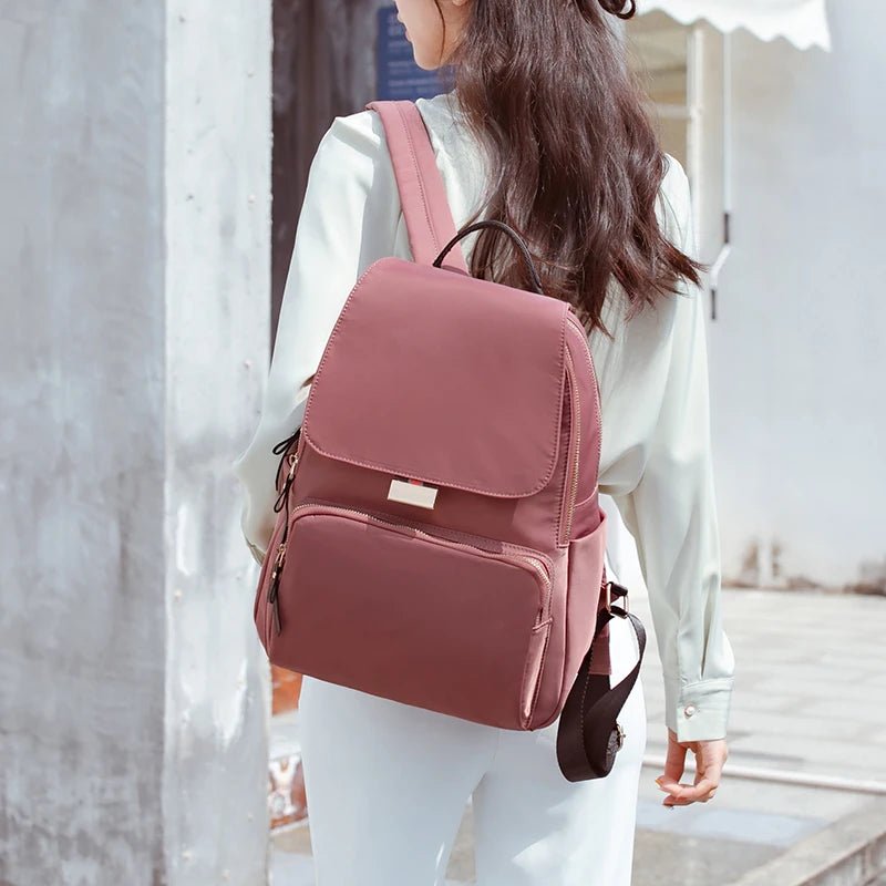 Sac à Dos Cuir Femme pratique "La Aventurière"