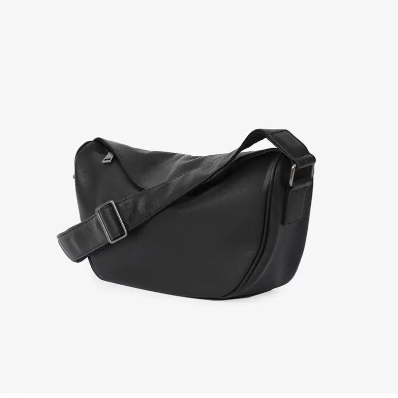 Sac Banane Cuir Femme élégante "La Tendance Urbaine" - Restaur Cuirs