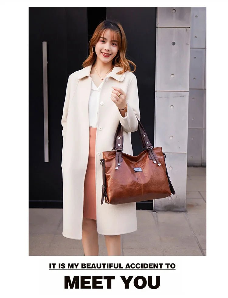 Sac Bandoulière en Cuir Femme Hobo "La Radieuse" - Restaur Cuirs