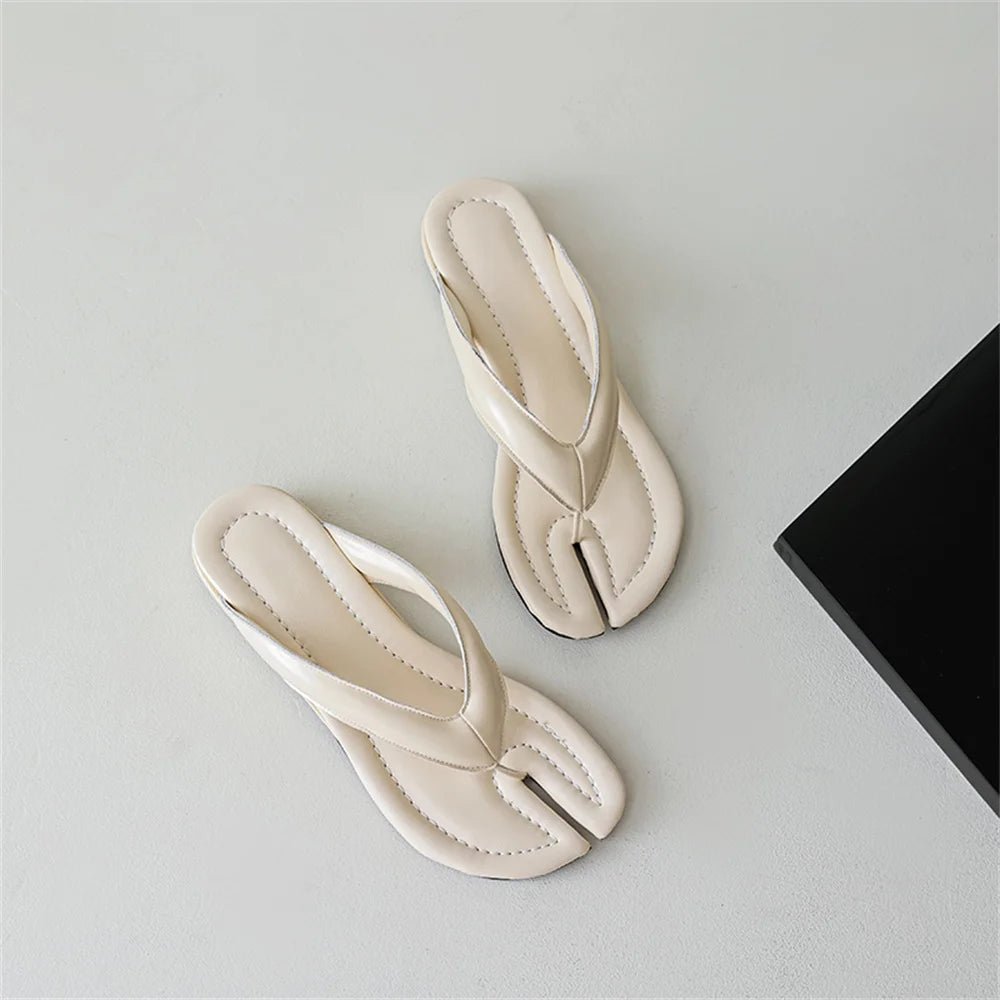 Tongs Cuir Femme Confort Estival "La Floraison"