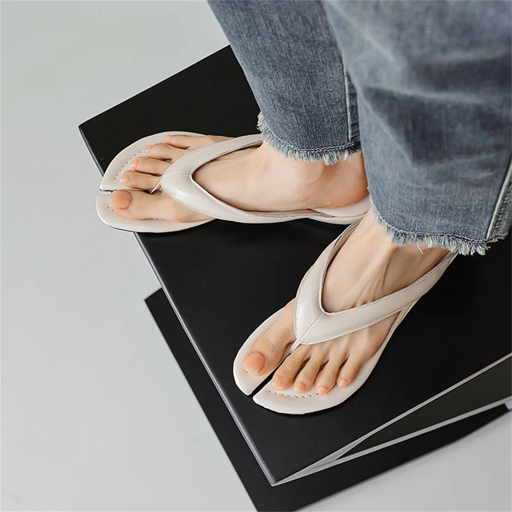 Tongs Cuir Femme Confort Estival "La Floraison"