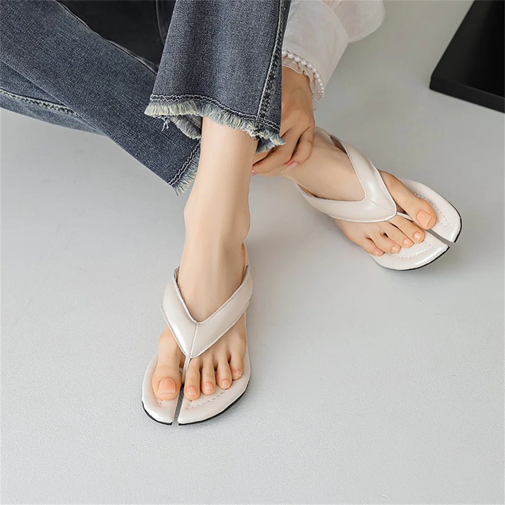 Tongs Cuir Femme Confort Estival "La Floraison"