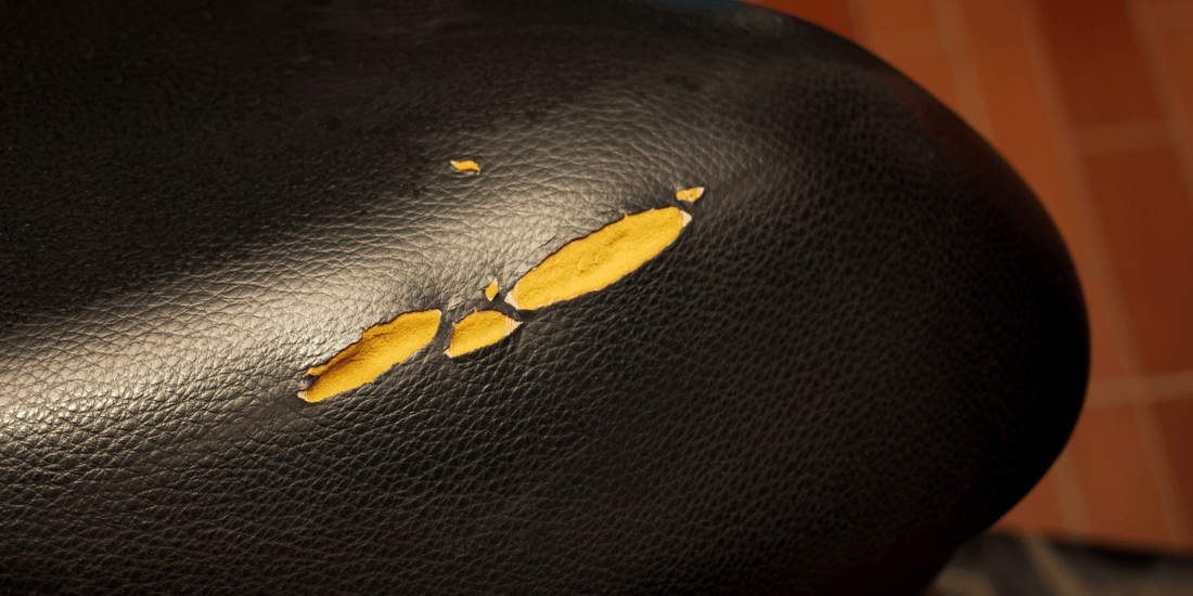 Comment utiliser le cuir autocollant pour réparer votre selle de moto en cuir ? - Restaur Cuirs